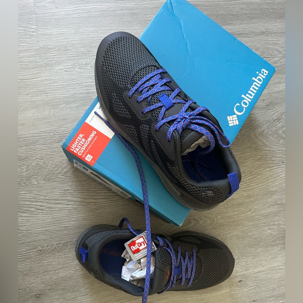 Columbia men’s hiking shoe. Size 8.5. NWT. Never worn.